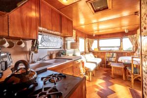 Vintage Glamping Travel Trailer with Views of San Fernando Valley near Los Angeles, California