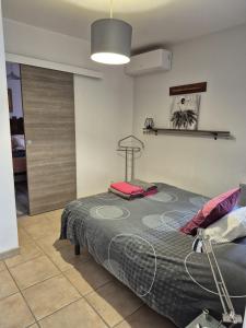 Appartements App renove au calme a 5mn des plages : photos des chambres