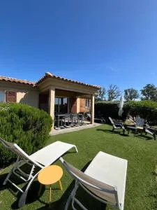 Mini villa,, 700 m de la plage à pieds - Pinarellu