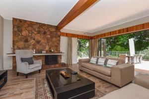 4 Bedroom - Family Home - Tennis Court - Pool