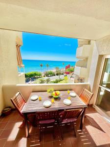 Beachfront Holiday Apartment in Benalbeach