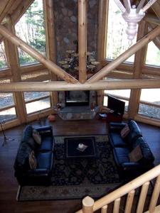 Rustic Log Cabin in the Catskills, Upstate New York