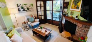 Golden Summer Apartment