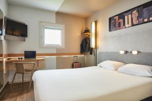 Hotels ibis budget Versailles Chateau Saint cyr l'Ecole : photos des chambres