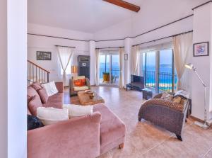 Penthouse The Grand, Kas