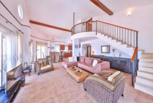 Penthouse The Grand, Kas