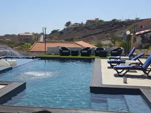 Encosta Azul - Cidade Velha