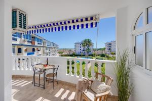 Apartamento moderno con vistas la playa La Mata