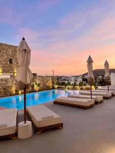 Mykonos Dot Suites