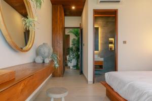 Tropical gadon villa 3BR Canggu