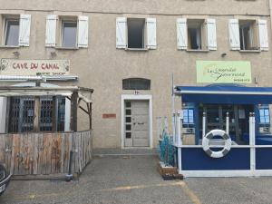 Appartements Le refuge du canal Local a velo Face canal du midi : photos des chambres