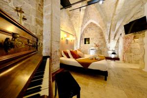 L'Autel La Crypte Mystérieuse de Rouen - sauna & balnéo