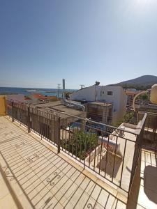 Poseidon home in Ireo, by the sea