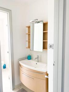 Appartements Appartamento vista mare : photos des chambres