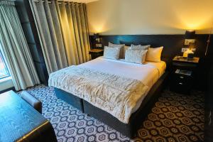 Accessible Room  room in The Vincent Hotel