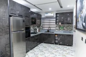 Dammy Residence - Ijebu Igbo