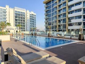 FIRST CLASS Studio Modern Vibes in Dubai