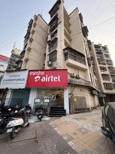 6th floor 1BHK Close to BKC