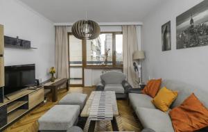 The Cosmopolitan Shine 1-BDR Pet-Friendly Flat