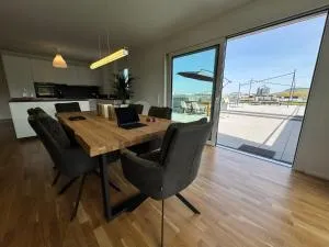 Moderne Wohnung am Neckar mit grosser Dachterrasse - Abstatt