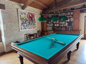 Maisons de vacances ღ Ostaria - Maison Spacieuse, Piscine & Garage : photos des chambres