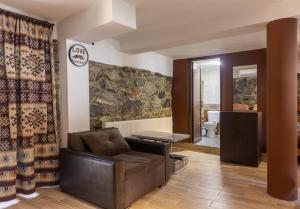 Manoni Ratianis Guesthouse