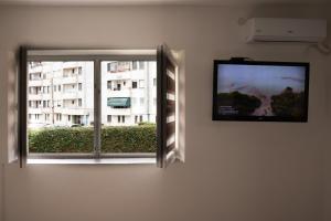 Iris Apartments