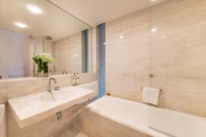 Superior Twin Room room in Pousada Mosteiro de Amares