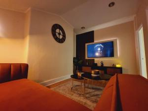 Cosy 2BR Flat in West Hampstead London