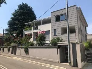 Comfortable apartment - Monza park with garage - Triuggio