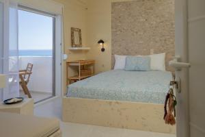 Blue view suite