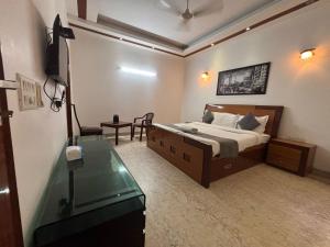 Hotel Stay 49