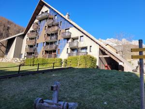 Appartements Appartement Reallon 5 personnes en rez de jardin : photos des chambres