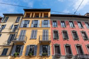 Elegant and Stylish Design Apartments in Brera Near the Metro