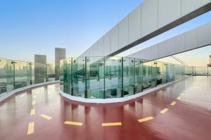 Dubai Frame Views Steps from Metro & Sheikh Zayed Road