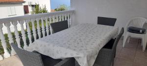 Pet Friendly Escape Njivice