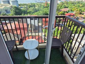 Studio Unit with Panoramic Seaview