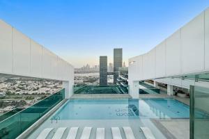 Dubai Frame Views Steps from Metro & Sheikh Zayed Road