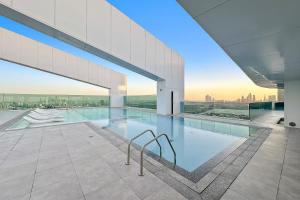 Dubai Frame Views Steps from Metro & Sheikh Zayed Road