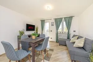 Aosta Green Apartment - Mountain View & Parking - Quart