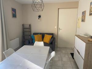 Appartements Vacances ou CNPE - Appart 2-3 pers - le Relais du Plessis - RICHELIEU : Appartement 1 Chambre