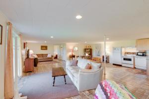 Maine Retreat with Ocean Views, Walk to Downtown!