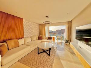 The Rosemary with access to Pools & Beach in Taghazout Bay - Ubytování bez kategorie ve městě Tamraght Ouzdar