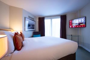 Superior Double Room room in Bermondsey Square Hotel - A Bespoke Hotel