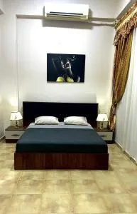 Karnak Flats - Khuzām