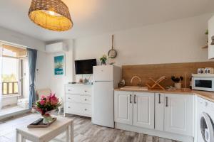 Sanary Sur Mer,Soleil Et Douceur Il