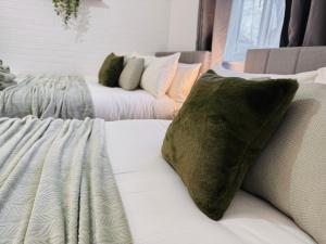 Family Retreat Studio 30min to Central London