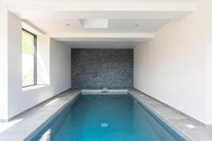 Maisons de vacances HSAUVAN - Villa Design Swimming Pool Sea View : photos des chambres