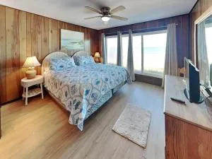 Oceans Edge - Casa Cola