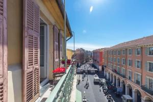GIOFFREDO 55 - 2 beds w AC on Massena Square